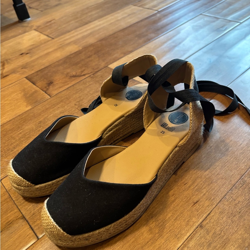 Elegant Black Espadrille Wedge Shoes